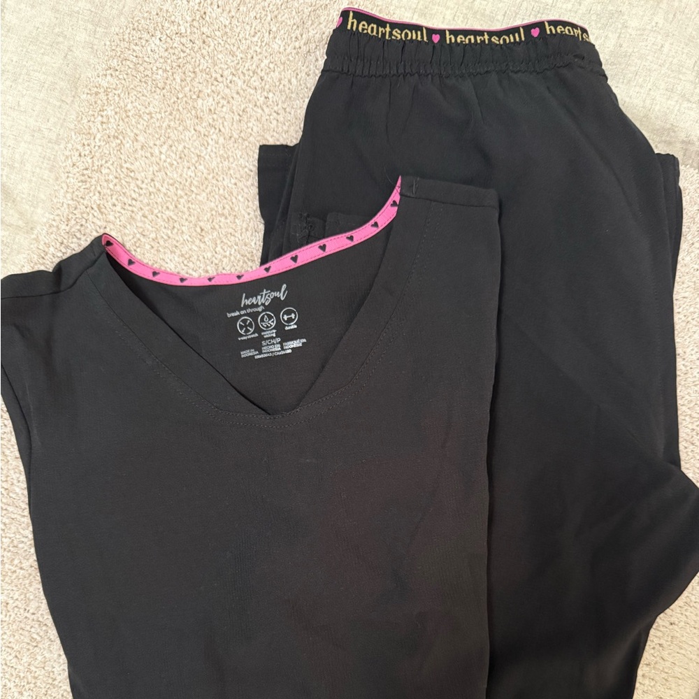 HeartSoul Scrub Set